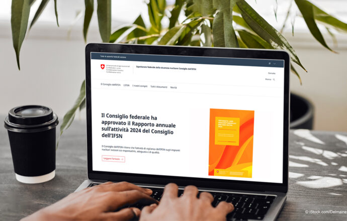 Schermo di un laptop su cui è visibile una pagina con il nuovo layout web del Consiglio dell'IFSN.